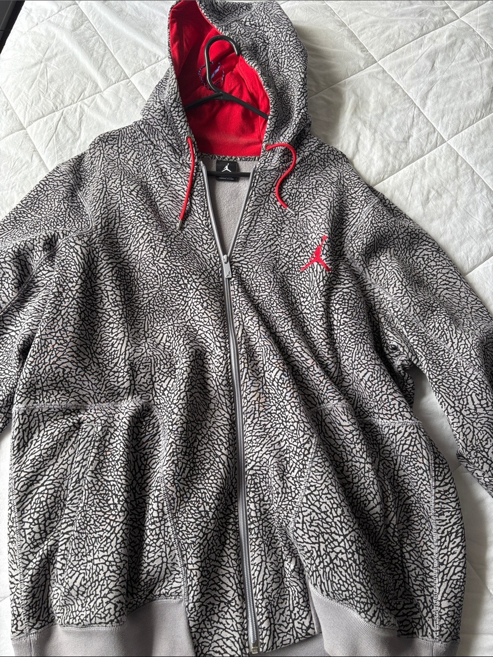Jordan Grey Elephant Print Full-Zip Hoodie with Red Accents size xxl